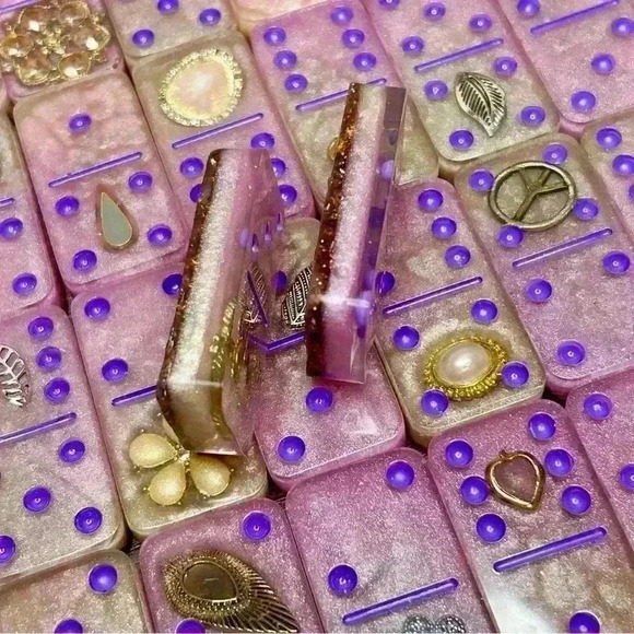 Vintage Charms Hand Crafted 28 Piece Domino Set - Picture 2 of 5